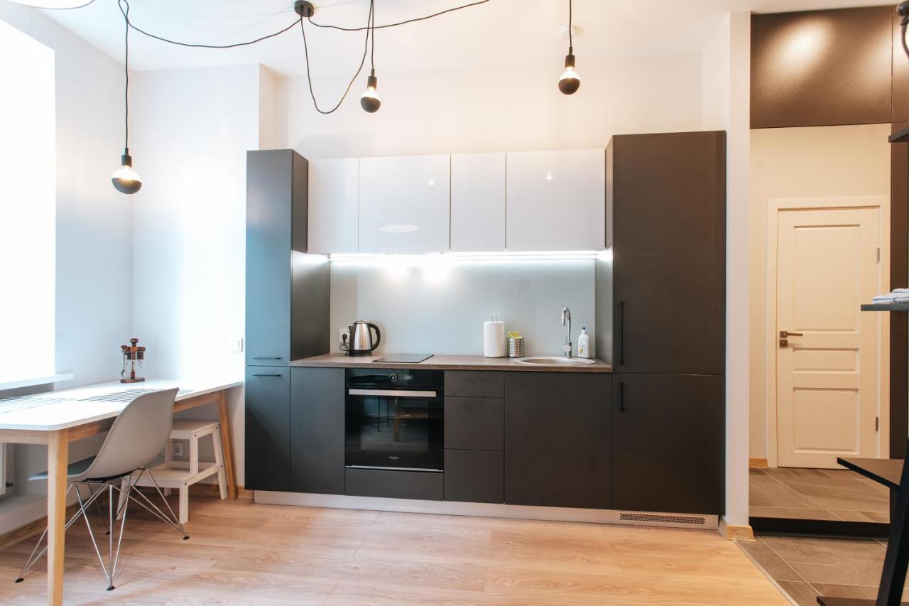 Central Comfort At Hanzas Residence, Stay Near Cafes, Bars, Museums & Esplanade リガ エクステリア 写真